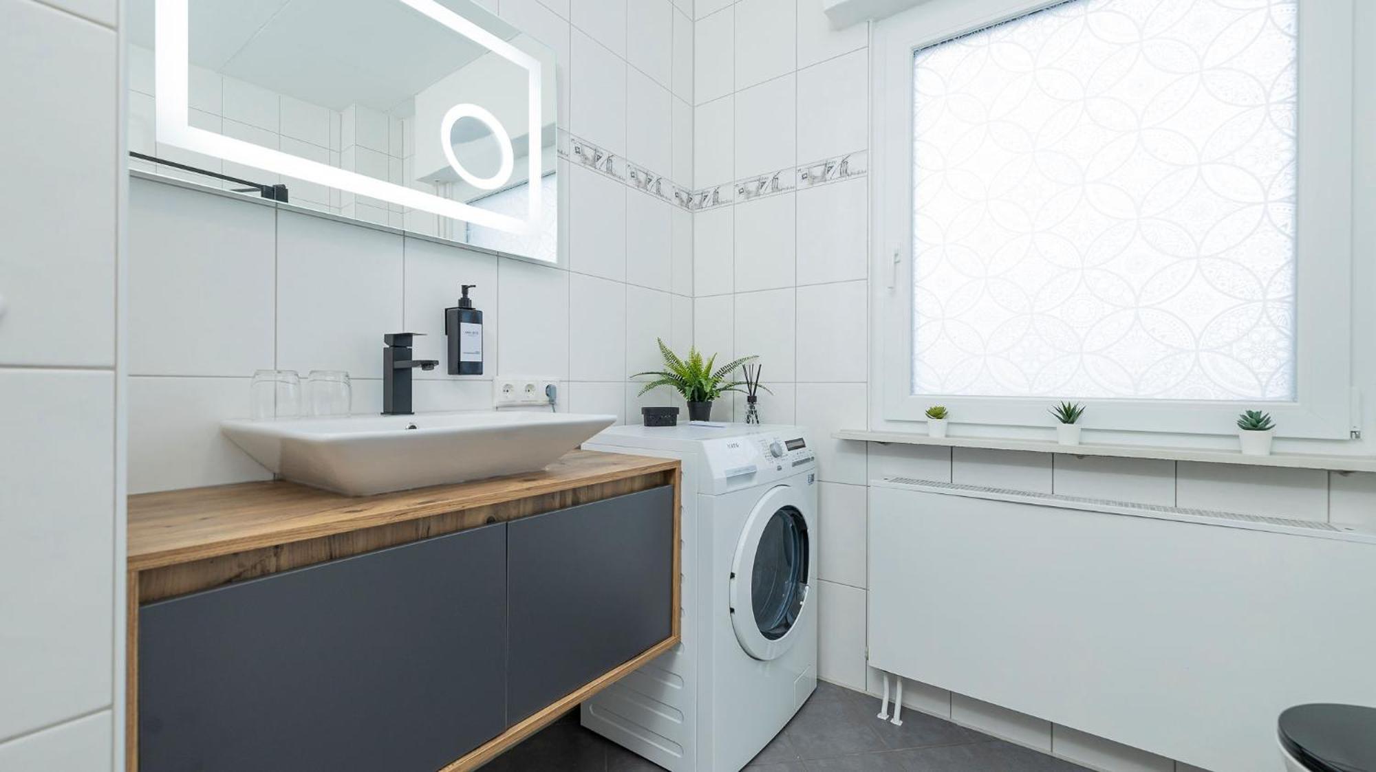 Luxx Home Mm, Airport- Fuer 7 Personen-Parken-Kueche Trunkelsberg Kültér fotó